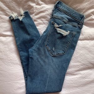 Abercrombie Mid Rise Ankle Jeans